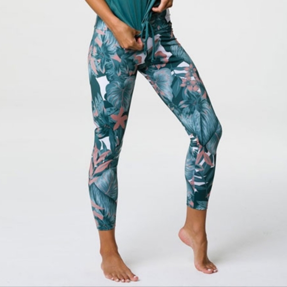 Onzie Pants - Onzie Tropical Print Leggings High Rise Midi Yoga colors green orange w…